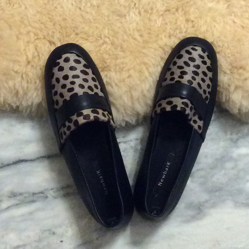 NIB [Newbark] Leather and Calf Hair Loafers